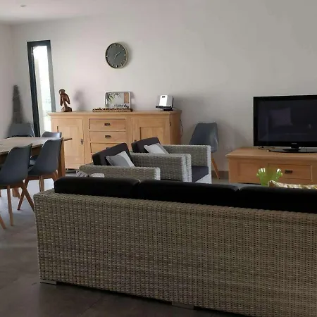 4 Avec De Nage, Terrasse Et Clim - Proche Centre - Fr-1-382-149 Holiday home