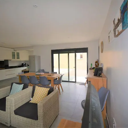 4 Avec De Nage, Terrasse Et Clim - Proche Centre - Fr-1-382-149 *